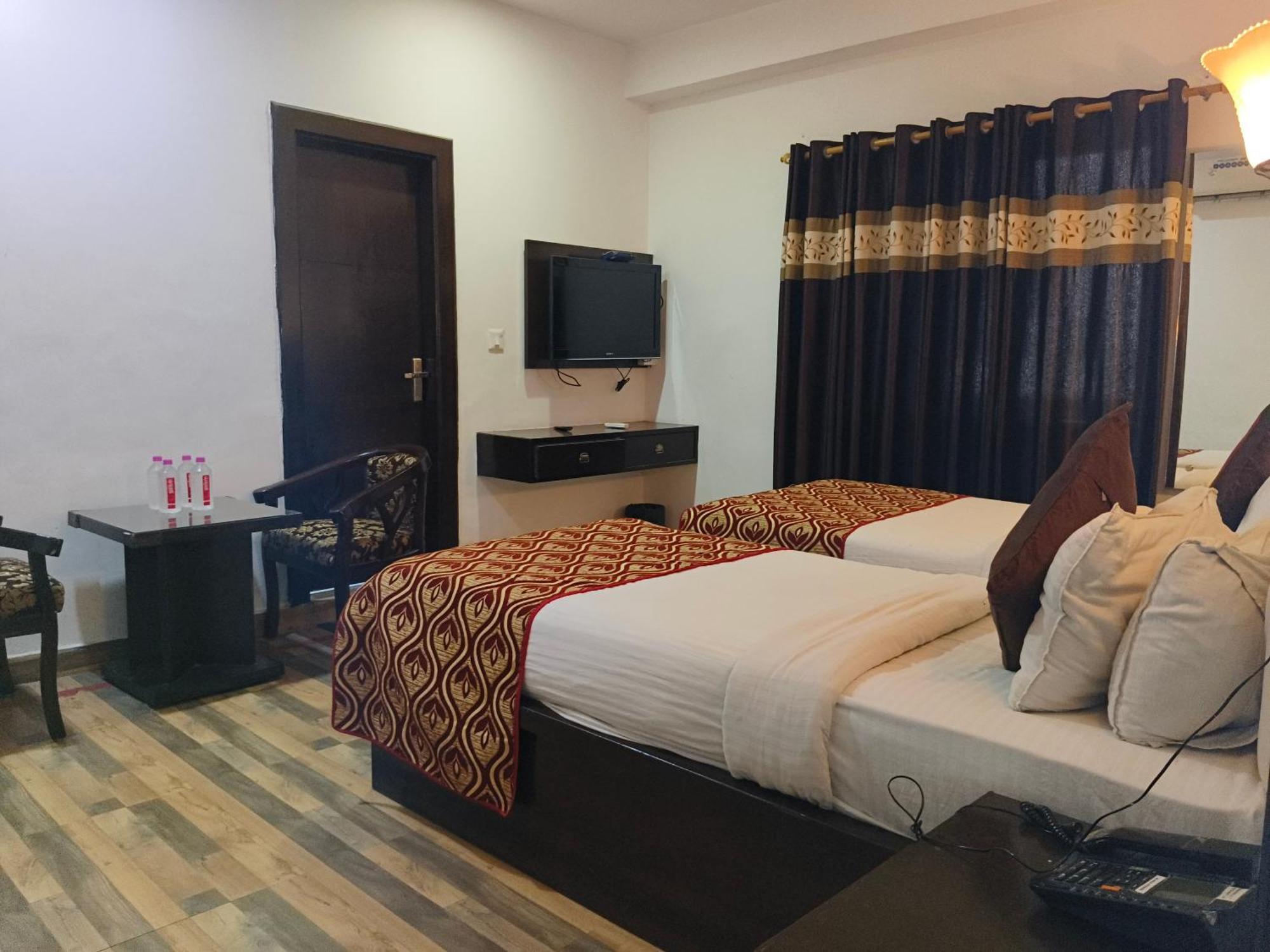 Hotel Samovar By Goyal Hotel Agra  Dış mekan fotoğraf